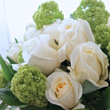 Flowers used: white roses.