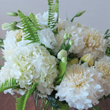 Flowers used: white hydrangeas, white dahlias, white lisianthus