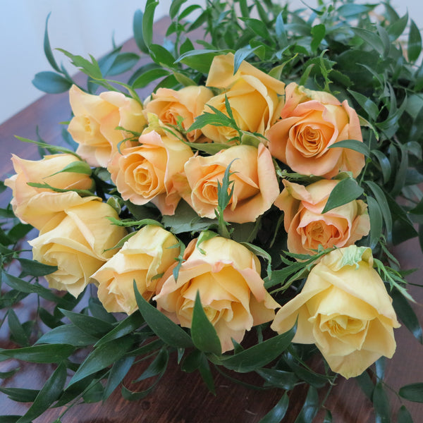 Flowers used: yellow roses